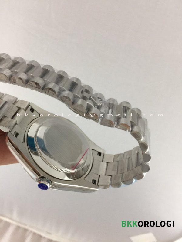 Rolex Day Date President Quadrante Bianco Replica 228239 - immagine 2